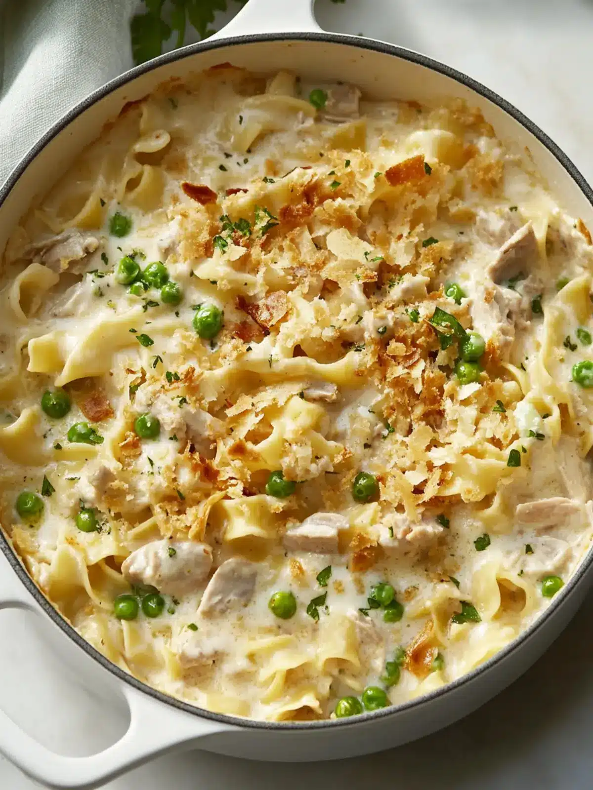 One-Pot Creamy Tuna Noodle Casserole for Quick Comfort 4 One-Pot Creamy Tuna Noodle Casserole